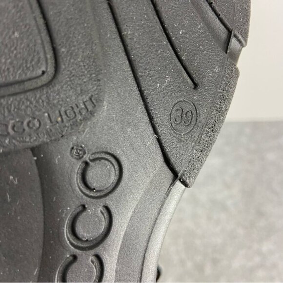 ECCO Light Black Strappy Sandals Slip On Shoes Like New Women’s Size 39 US8-8.5 - Picture 10 of 12